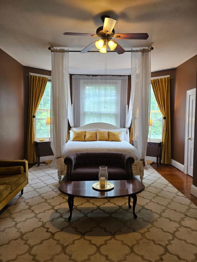 Winridge Manor Bed and breakfast *